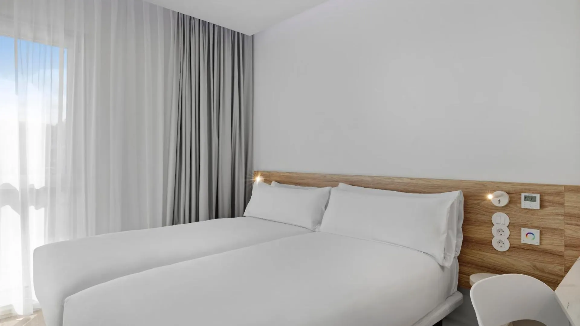 B&B Hotel Sevilla Bormujos 2*,  España