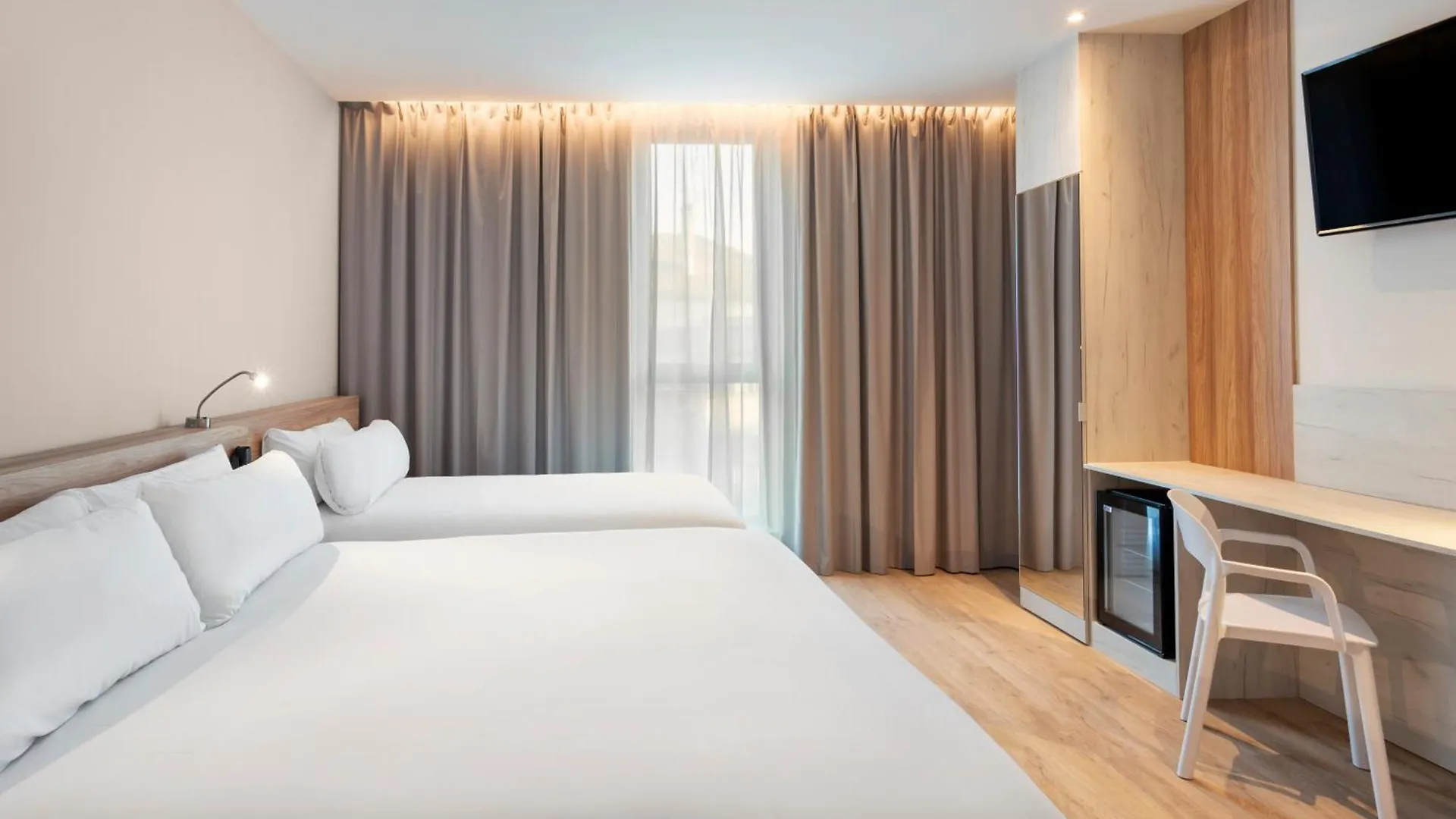 B&B Hotel Sevilla Bormujos 2*,